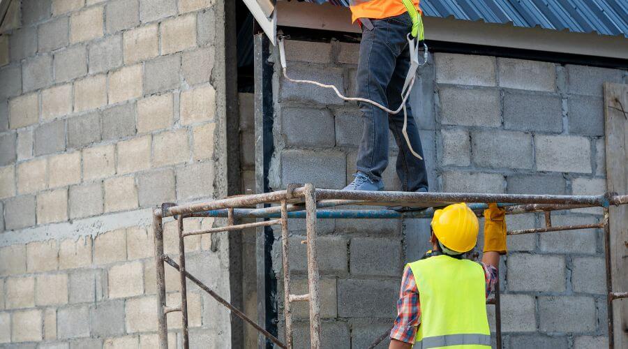 Expert Emergency Roof Repairs services in Inverness, MT